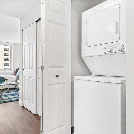 Bluebird Suites Near Newport Centre ジャージーシティ エクステリア 写真