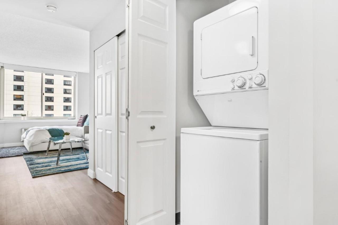 Bluebird Suites Near Newport Centre ジャージーシティ エクステリア 写真